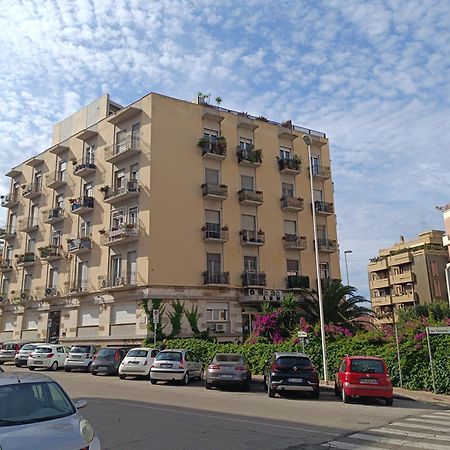 Boedo Apartments Кальярі Екстер'єр фото