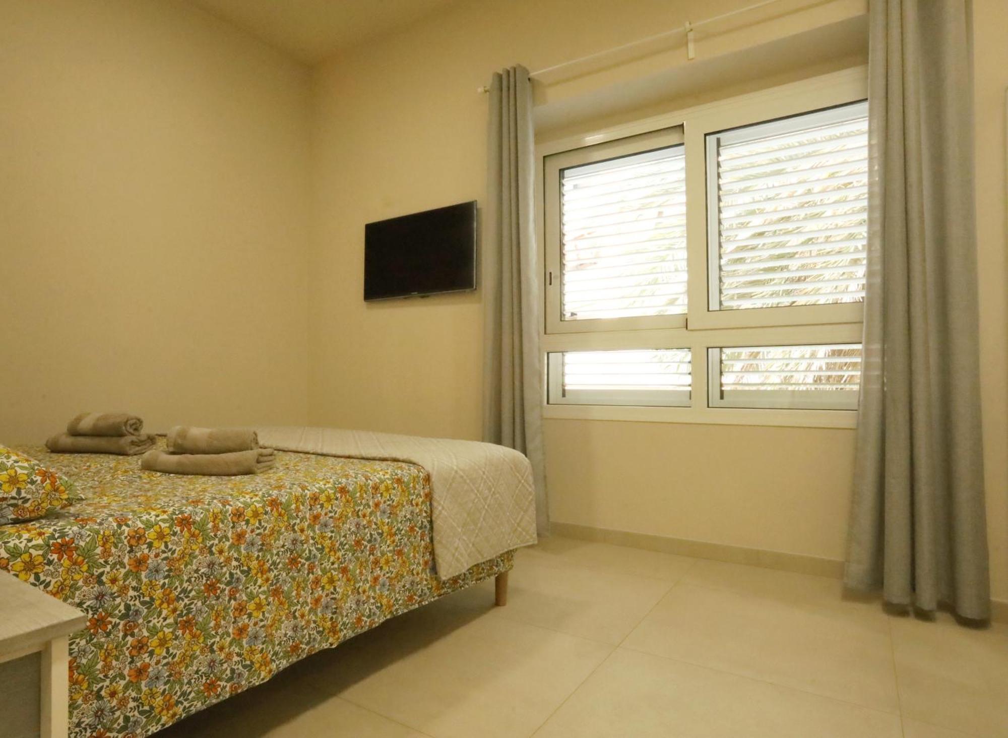 Boedo Apartments Кальярі Номер фото